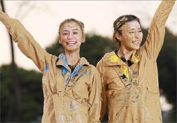 Kể từ khi tham gia các chương trình truyền hình thực tế, tên tuổi Phạm Băng Băng càng thêm sáng, cô có thêm một lượng fan là các bà nội trợ và trẻ con