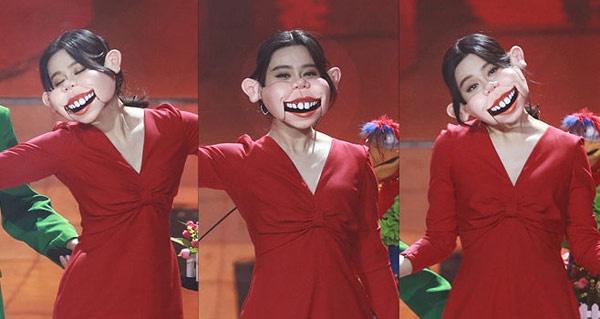 Cô đã khiến khán giả thích thú khi từ mỹ nhân biến thành nữ Trư Bát Giới. Được mọi người ủng hộ, Phạm Băng Băng không còn mắc cỡ, mạnh dạn tấu một đoạn hài ngắn.