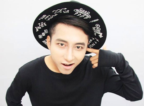 Ban sao Son Tung M-TP duoc moi dong phim sau khi bi fan danh hinh anh