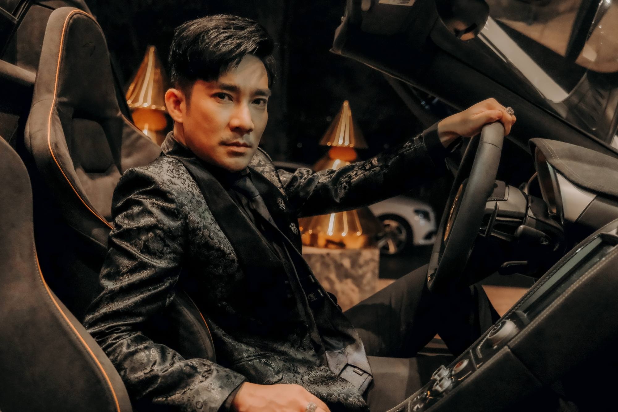 Ngoai tinh cua Quang Ha anh 1