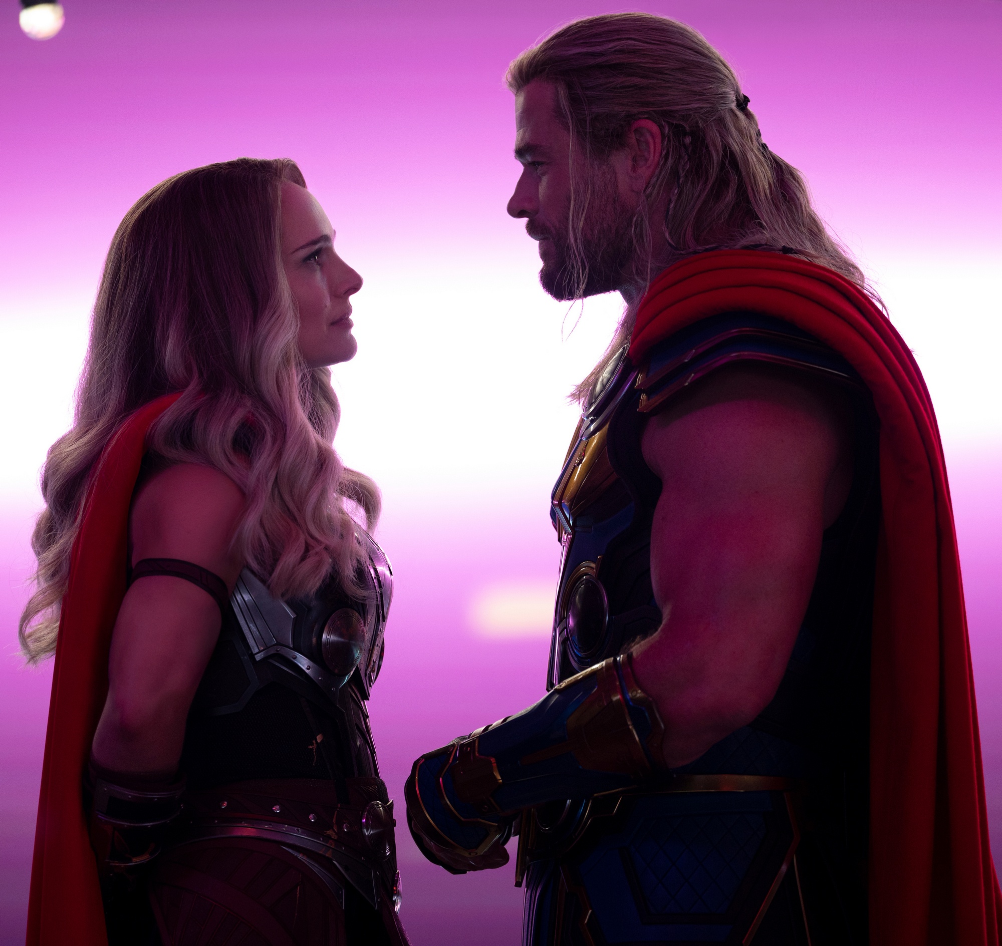 Thor: Love and Thunder anh 1