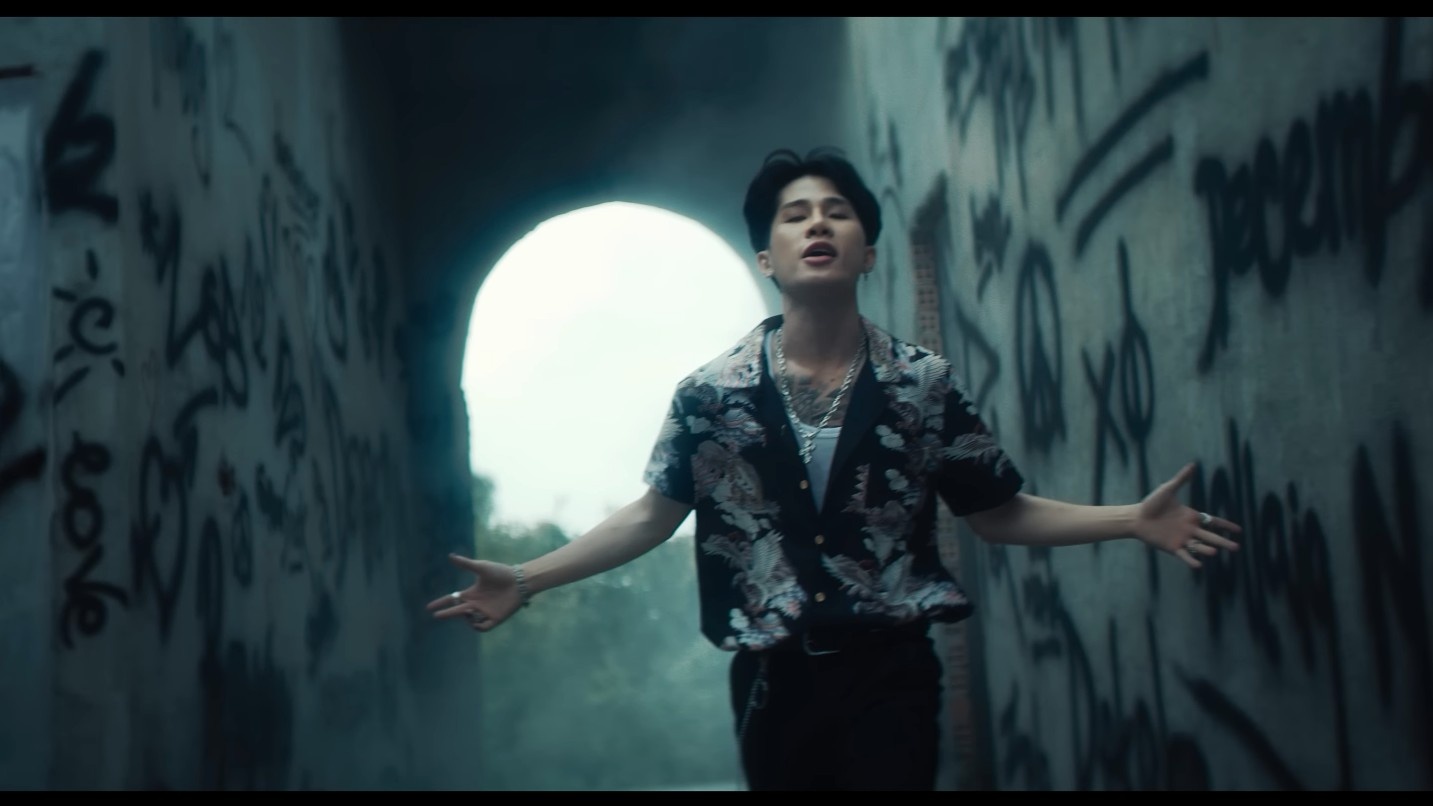 review Ngoi sao co don anh 7