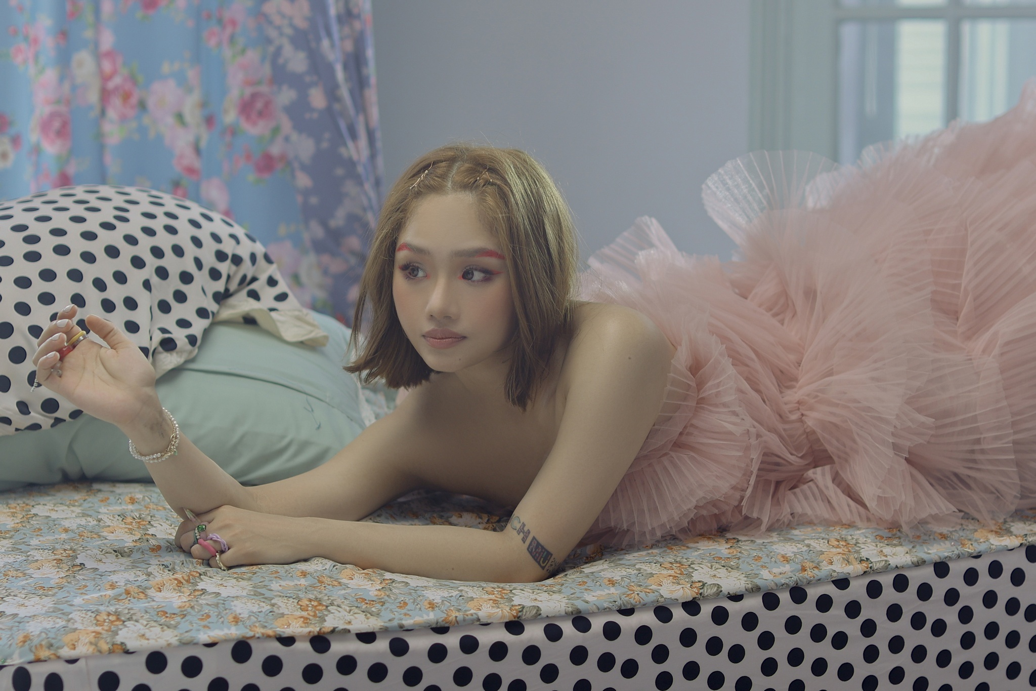 ca si Viet bo 10 ty dong lam MV anh 10