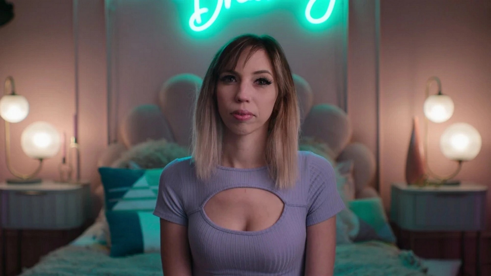 Trang web doc hai khien phu nu dieu dung hinh anh