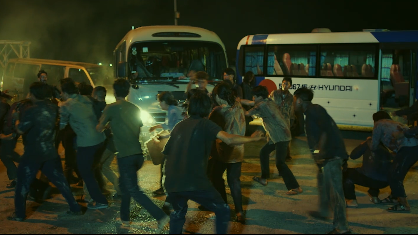 review dai dich xac song anh 2