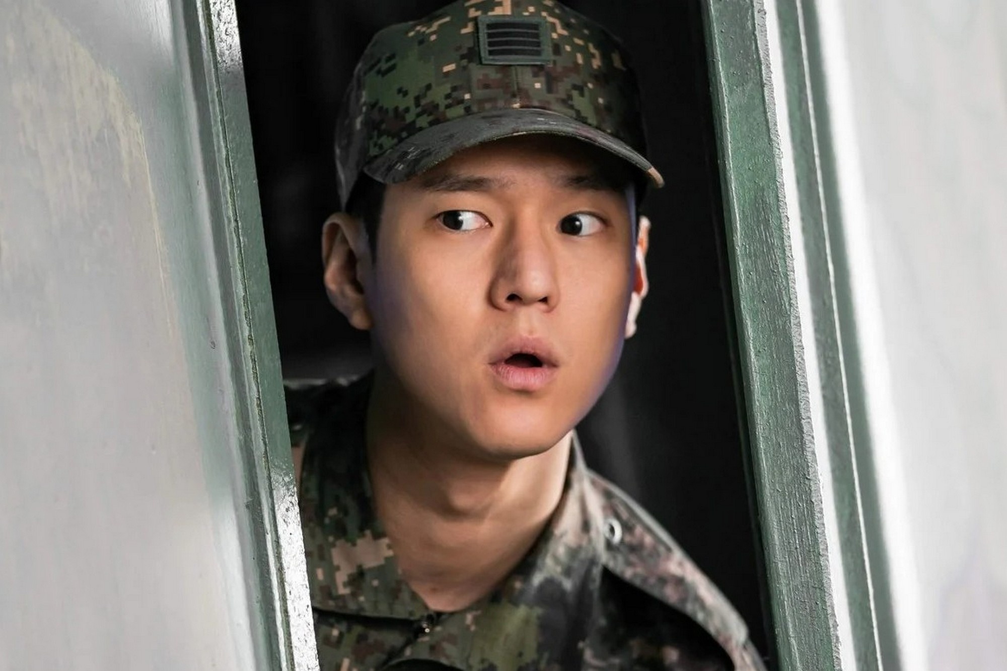 'Bong dung trung so' - linh Trieu Tien bi lam lo nhung duyen dang hinh anh