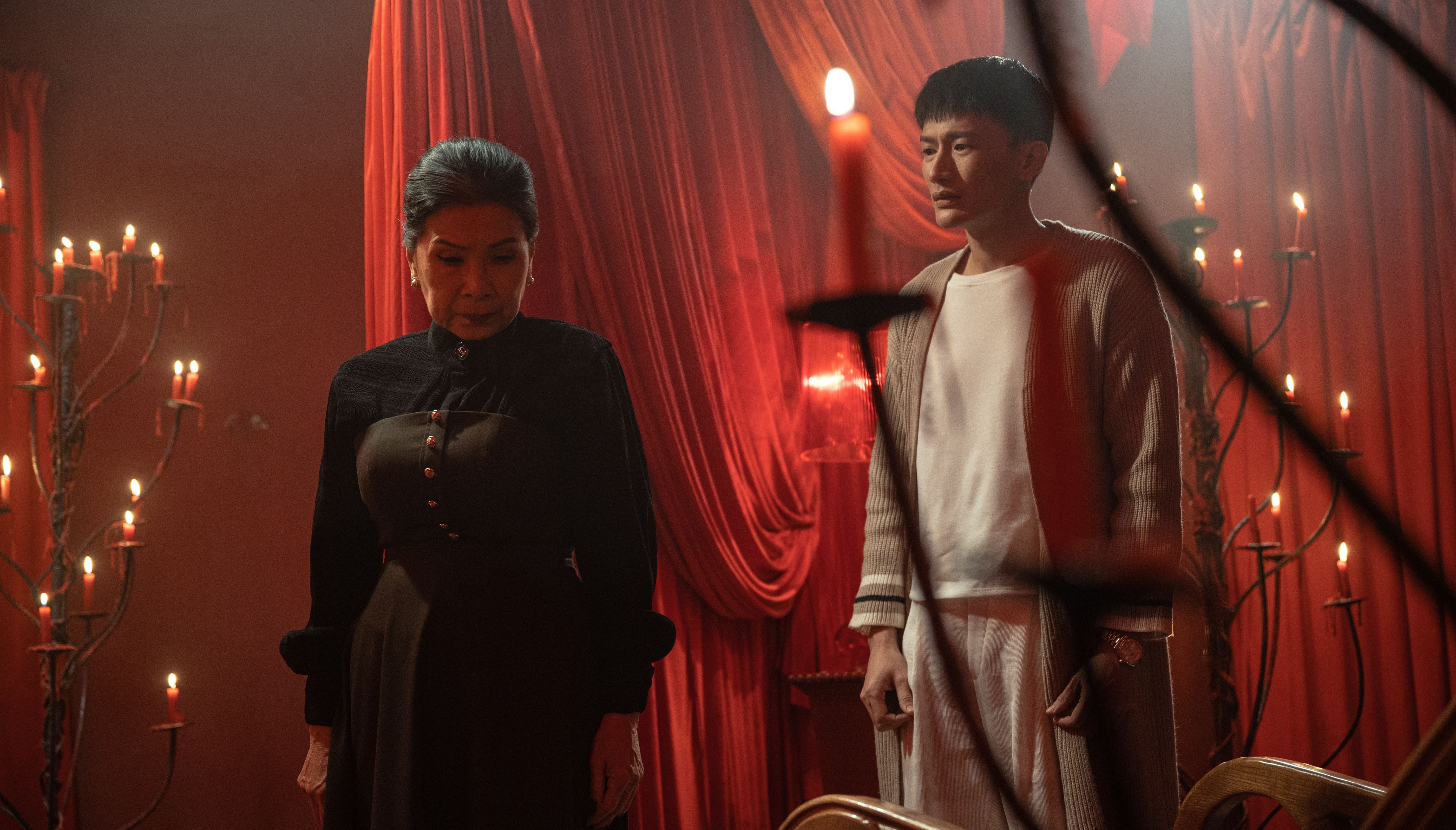 'Hanh phuc mau' - nhieu cu twist manh nhung cung khong it su guong gao hinh anh