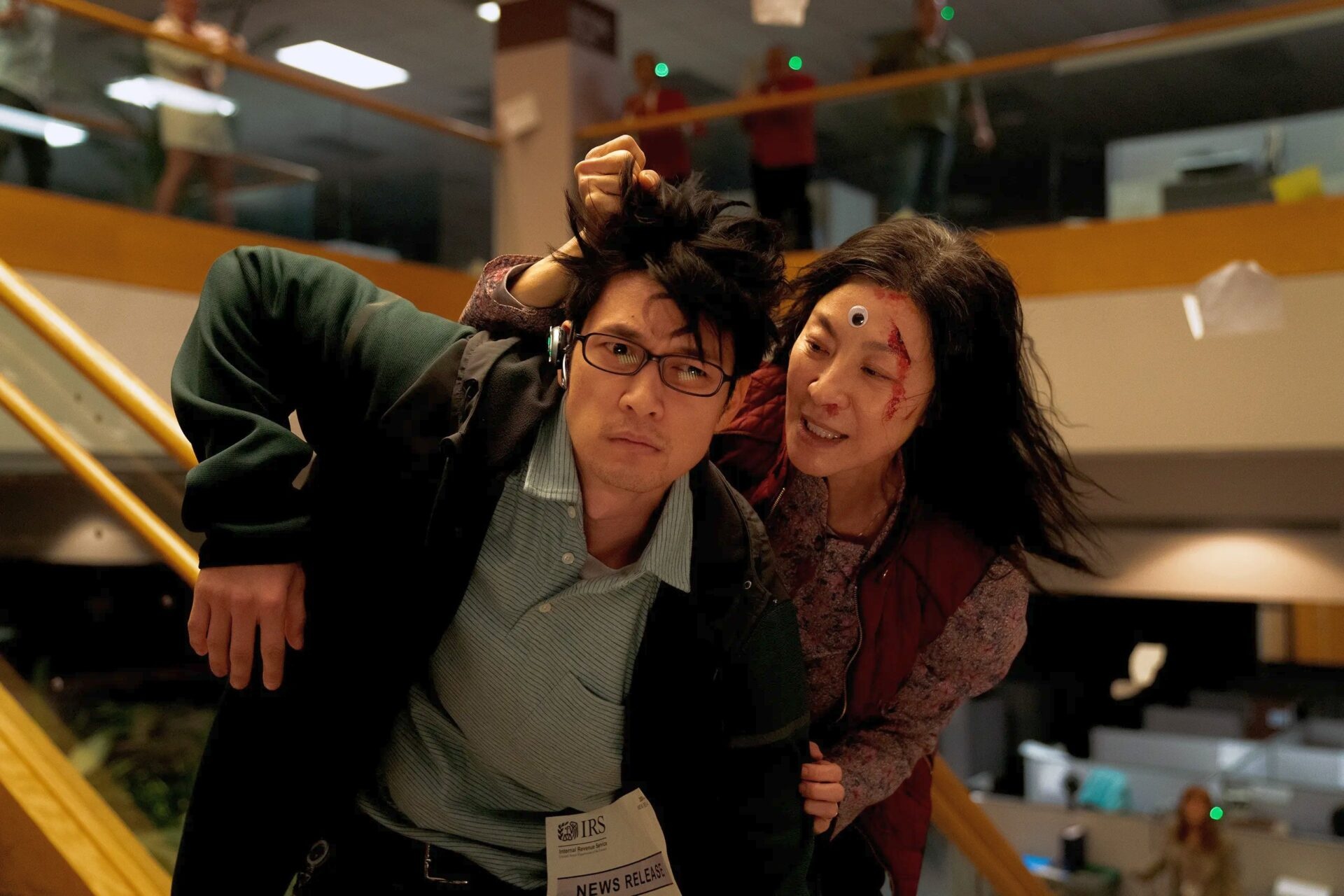 oscar 2023,  Cate Blanchett,  Duong Tu Quynh,  Thanh Long,  Jamie Lee Curtis anh 4