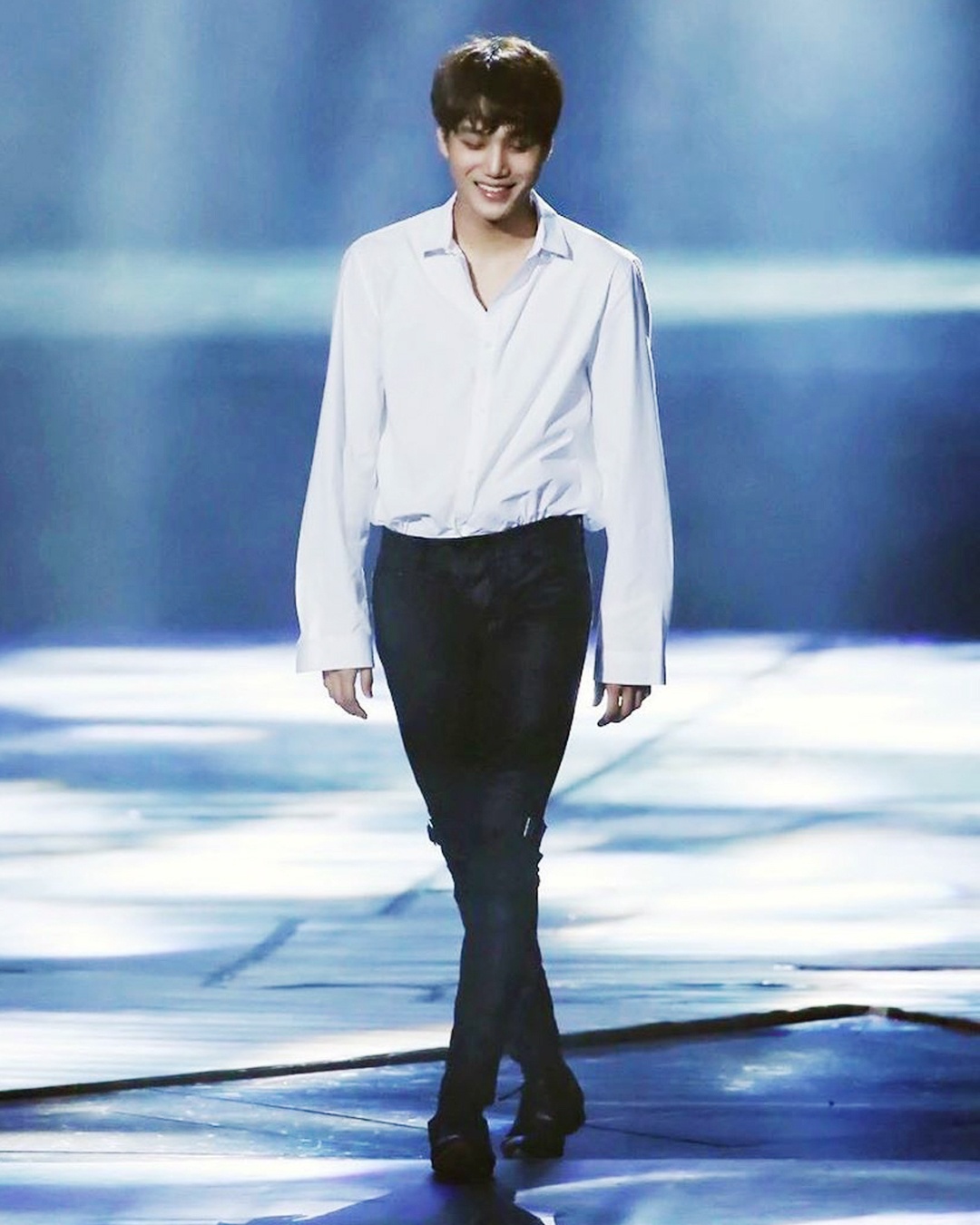 sao nam han mac ao so mi trang anh 4