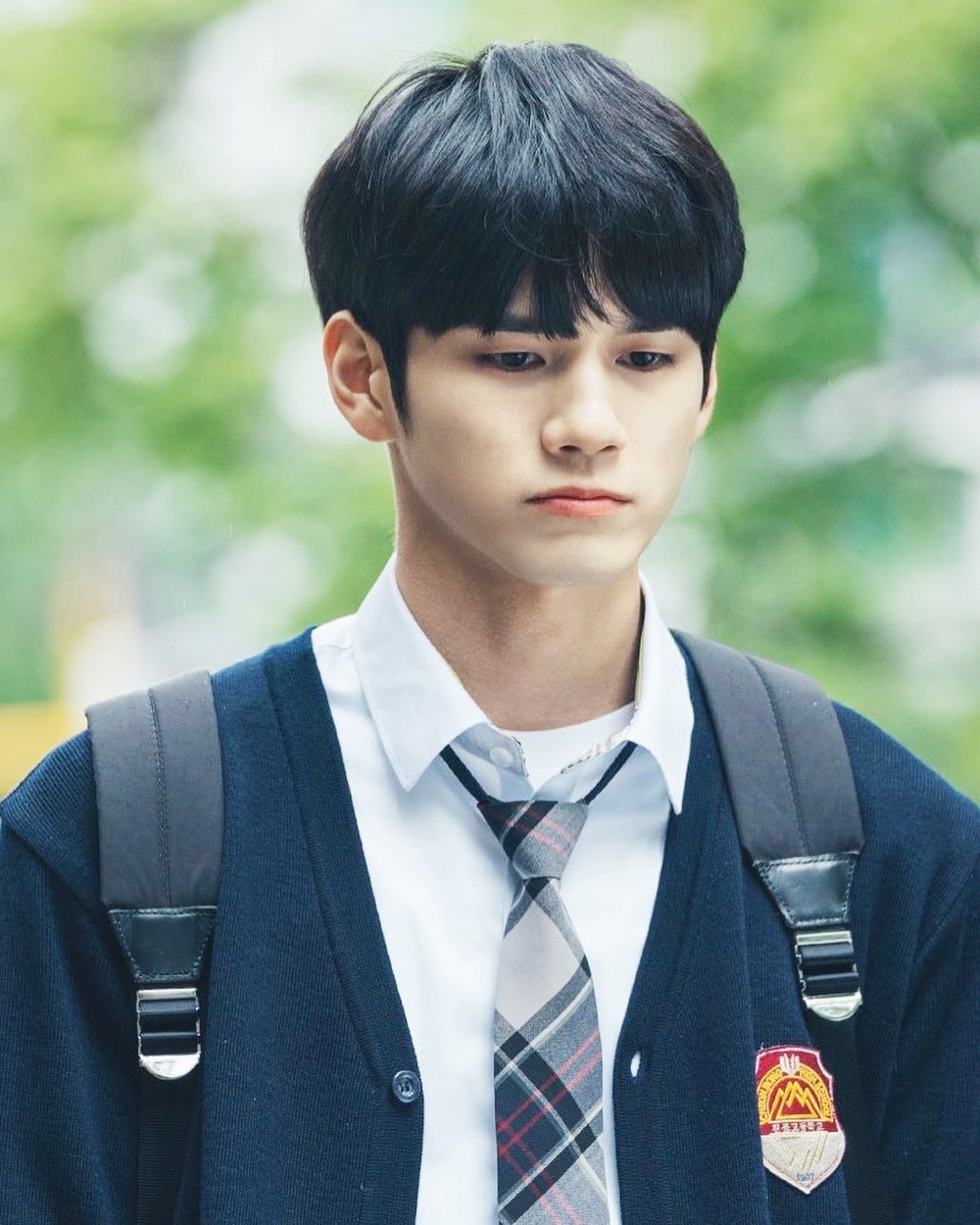 sao nam han mac ao so mi trang anh 9