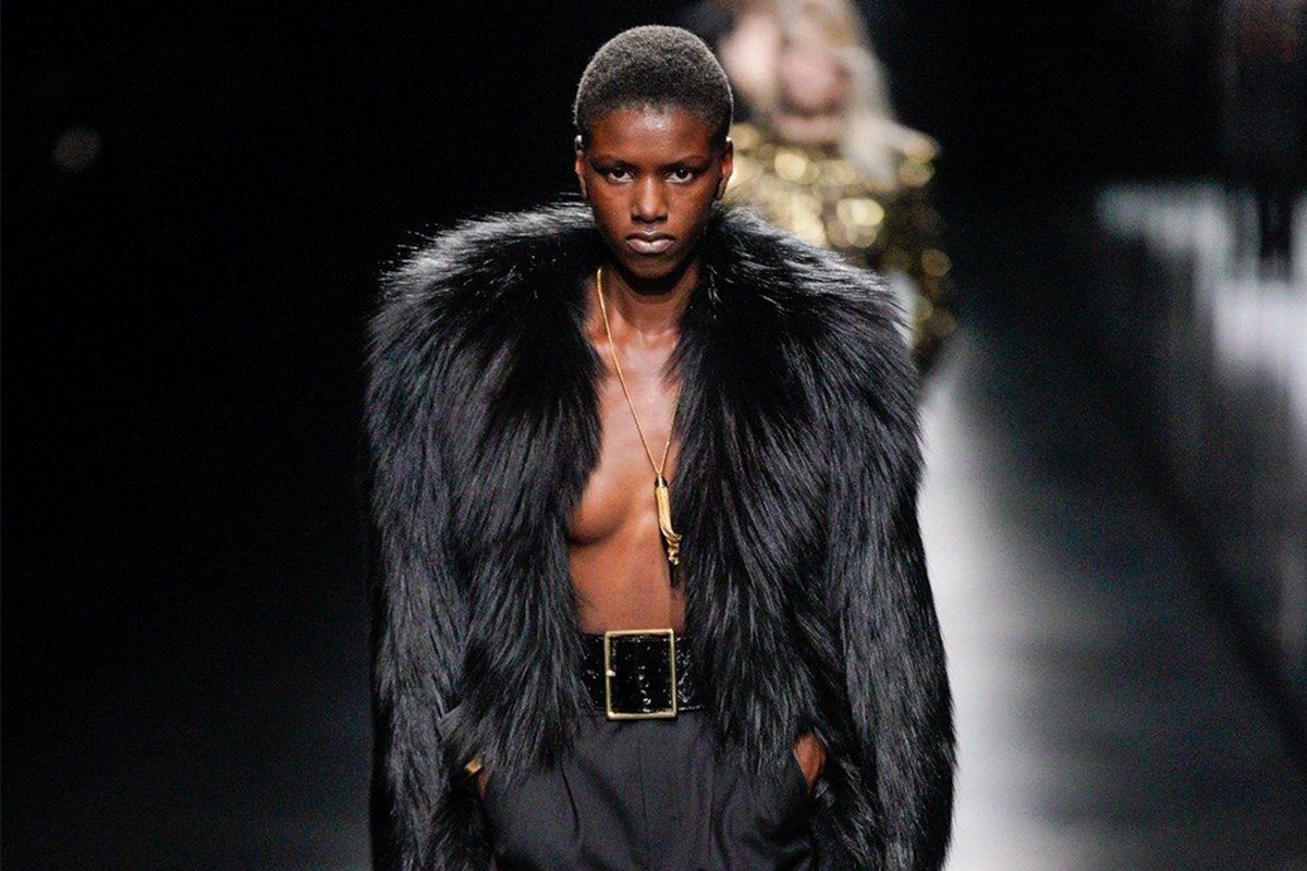 Trang phuc thu dong anh 1