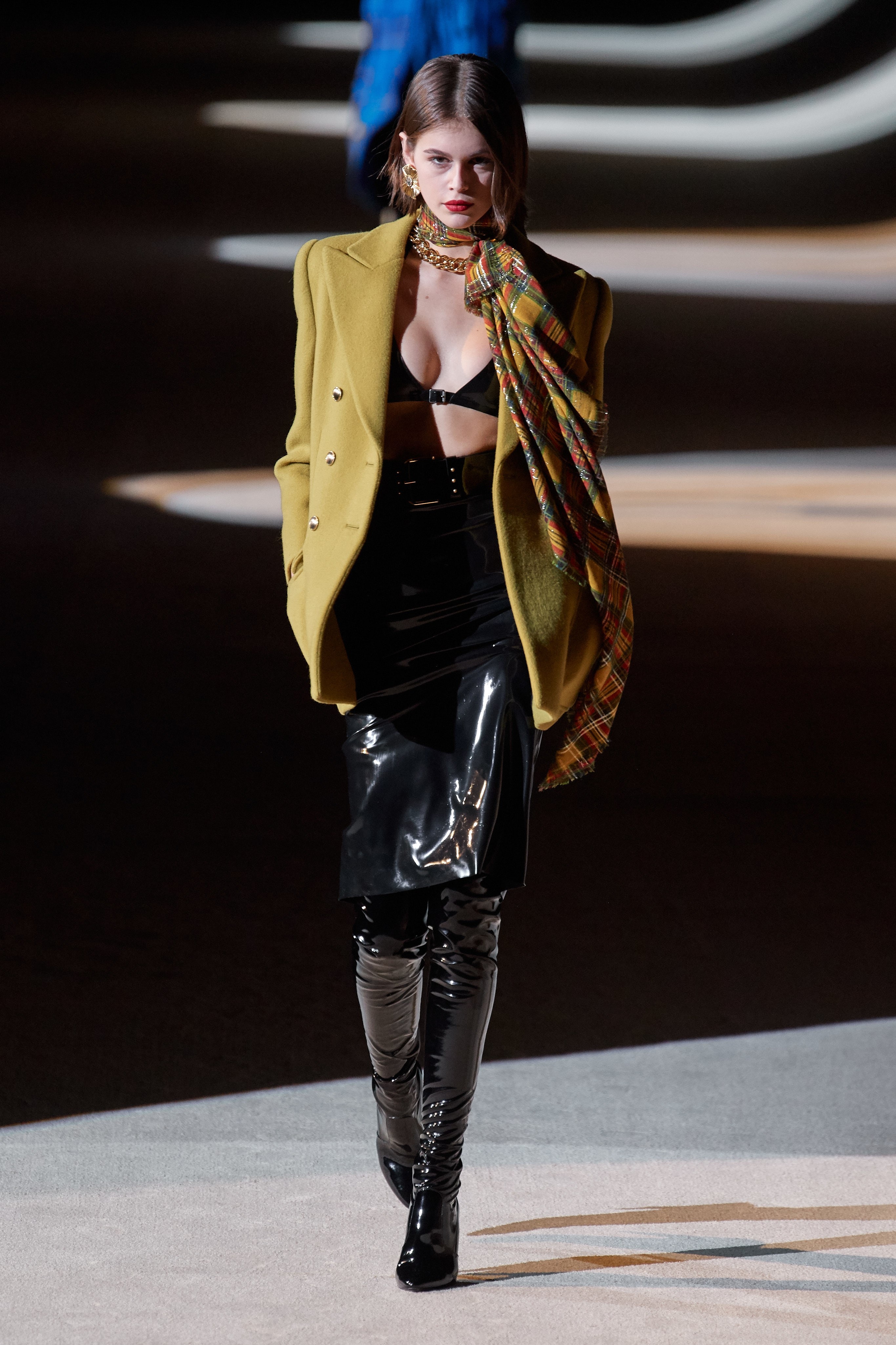 Trang phuc thu dong anh 3