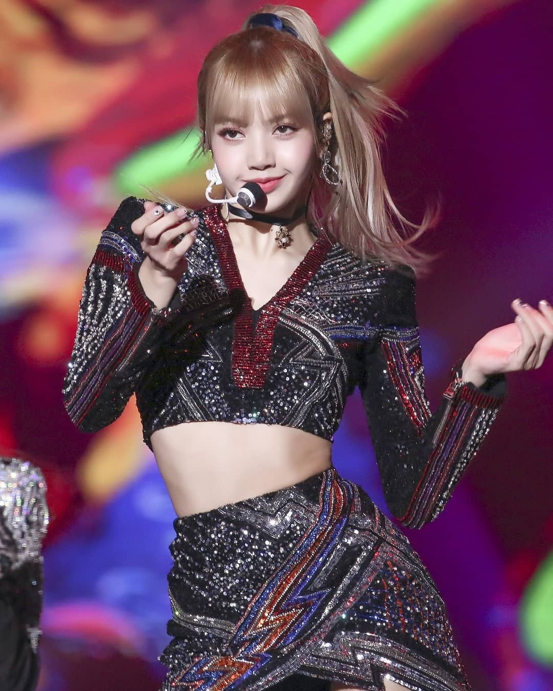 Lisa ảnh 3 Lisa anh 3