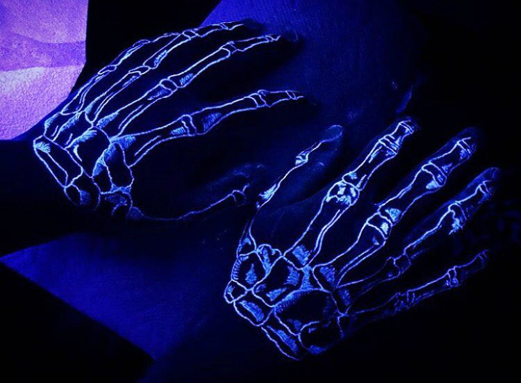 Hinh xam phat sang anh 2