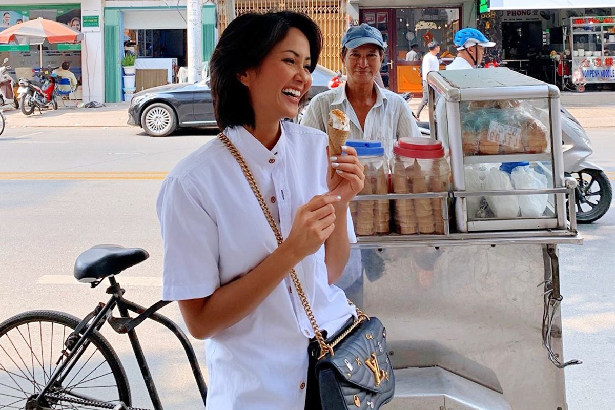 H'Hen Nie: 'Toi thich mua do gia re o cho hon la chay theo xu huong' hinh anh