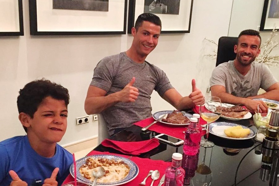 Ronaldo ảnh 3 Ronaldo anh 3