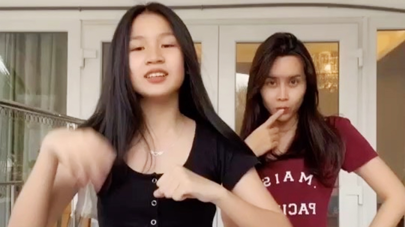 Luu Huong Giang dien do tre trung, nhay cung con gai hinh anh