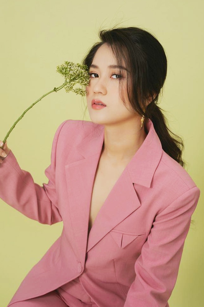 Lâm Vỹ Dạ ảnh 1 Lam Vy Da anh 1