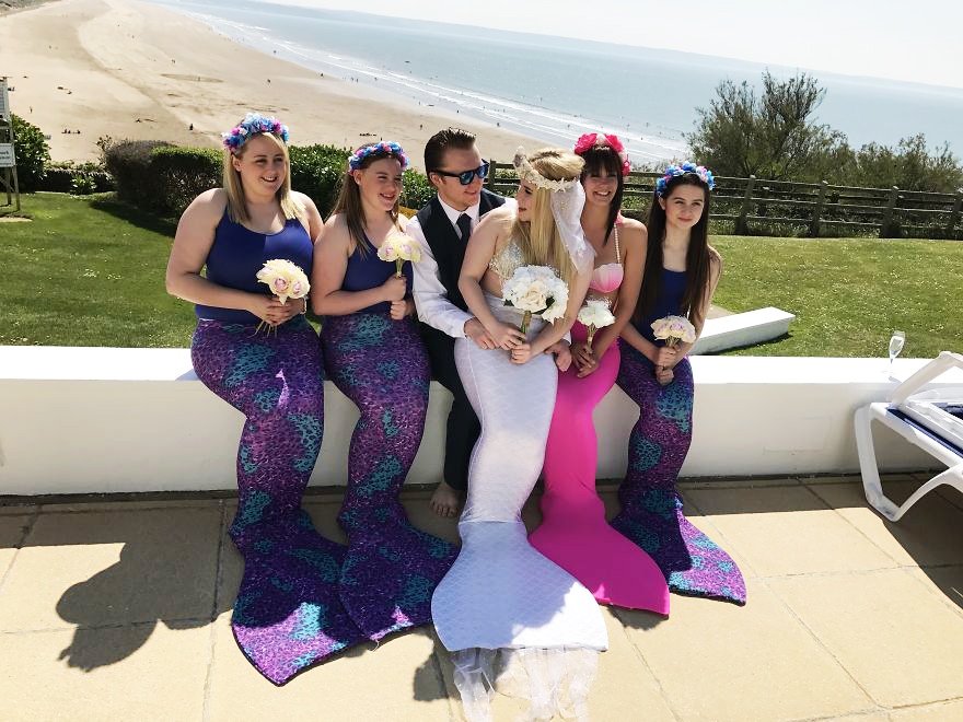 trang phuc cuoi anh 1