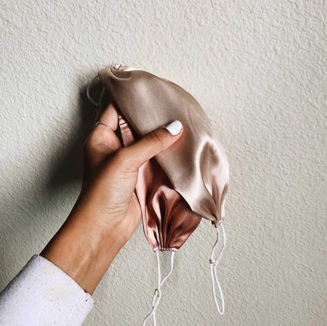 khau trang lua anh 4