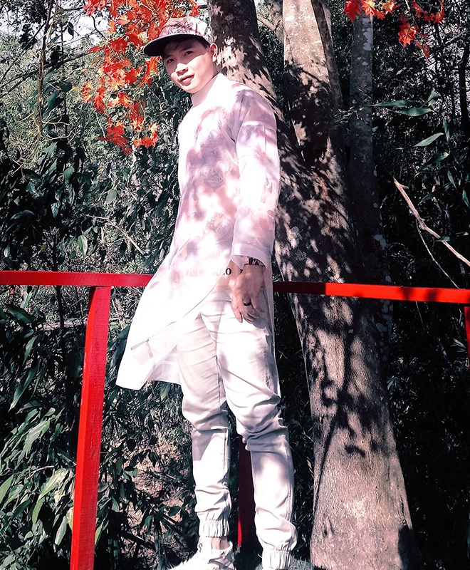 nam giới mặc áo dài ảnh 3 nam gioi mac ao dai anh 3