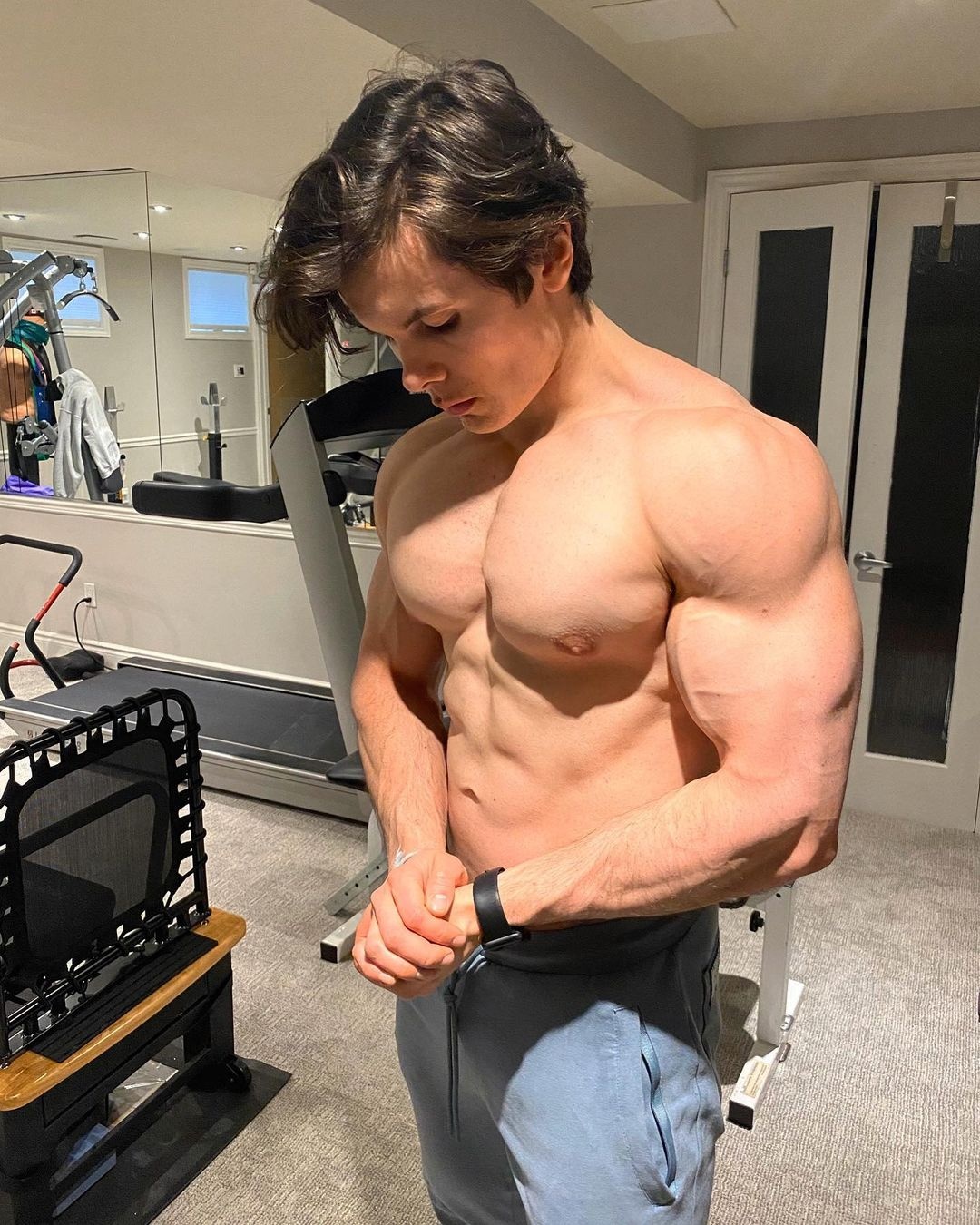 chàng trai hít đất ảnh 3 chang trai hit dat anh 3