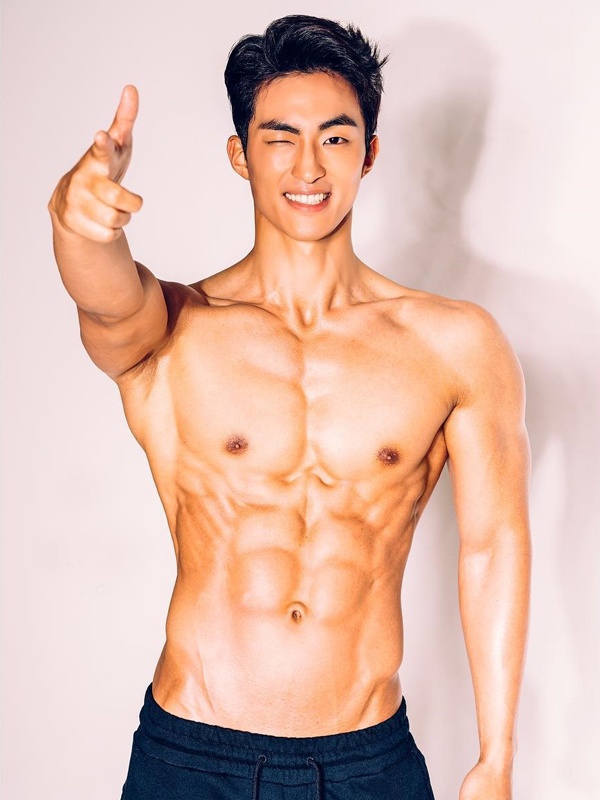 Nam canh sat Han Quoc anh 2