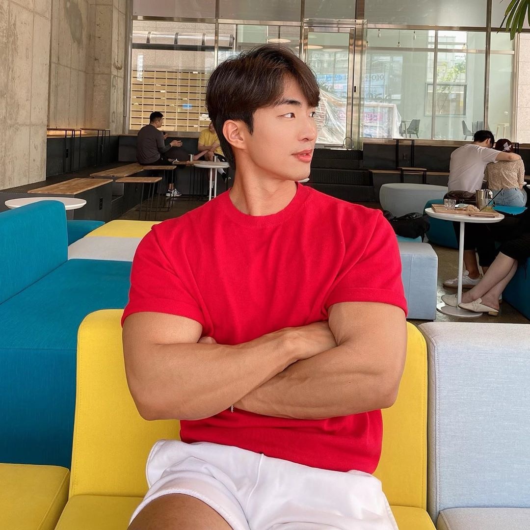 Nam canh sat Han Quoc anh 8