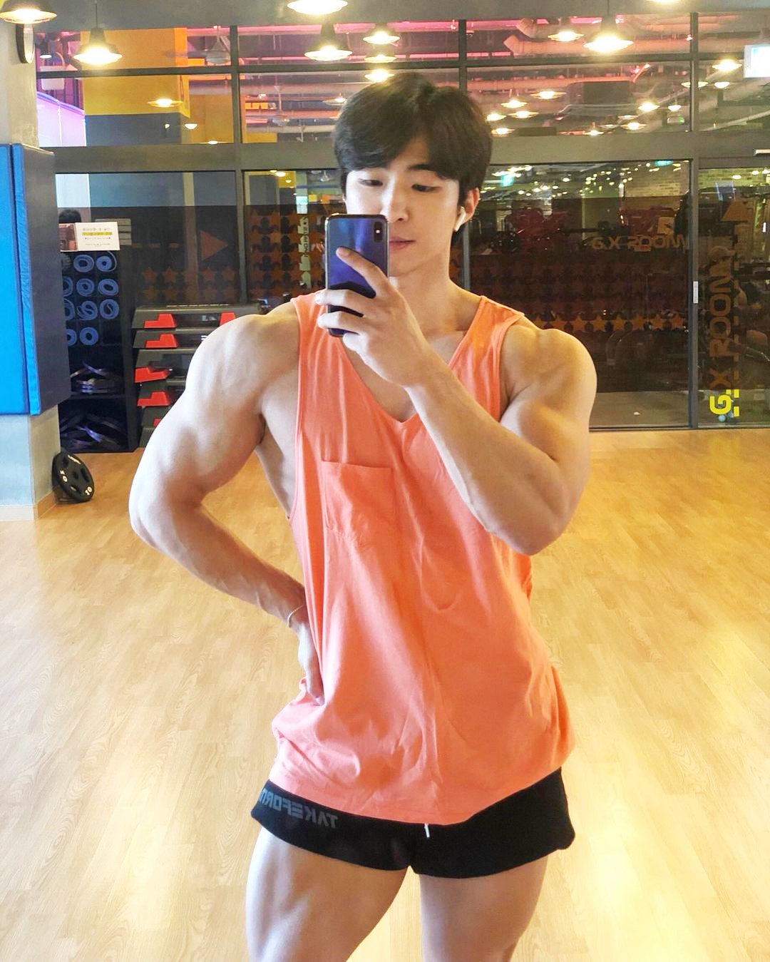 Nam canh sat Han Quoc anh 4