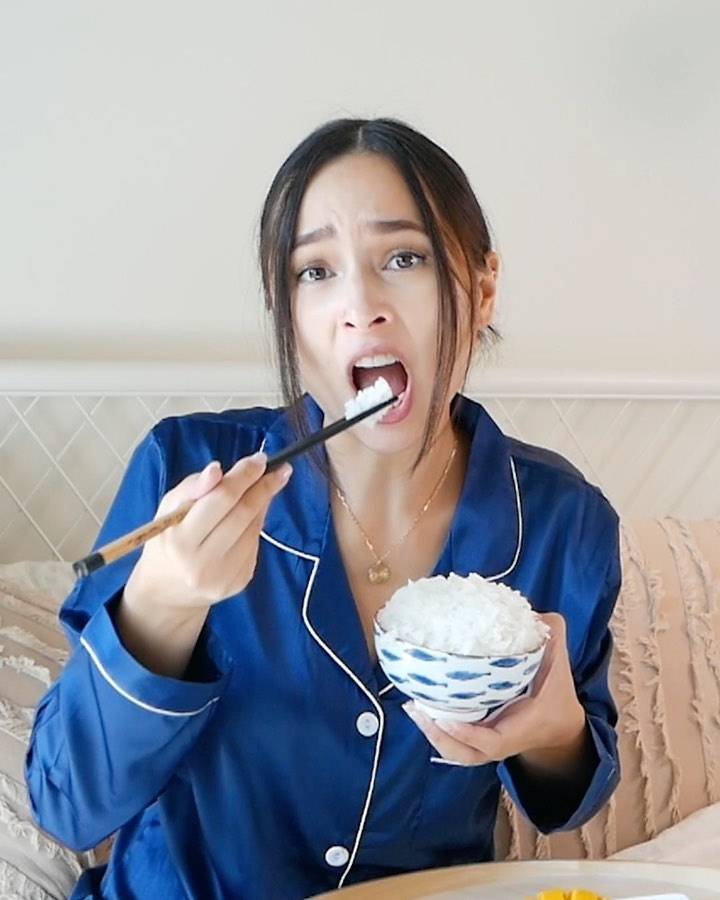 co gai nghien an com anh 5