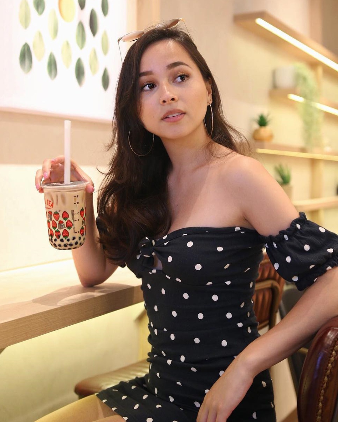 co gai nghien an com anh 3