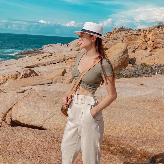 sao nu chuong mac ao ho eo anh 9