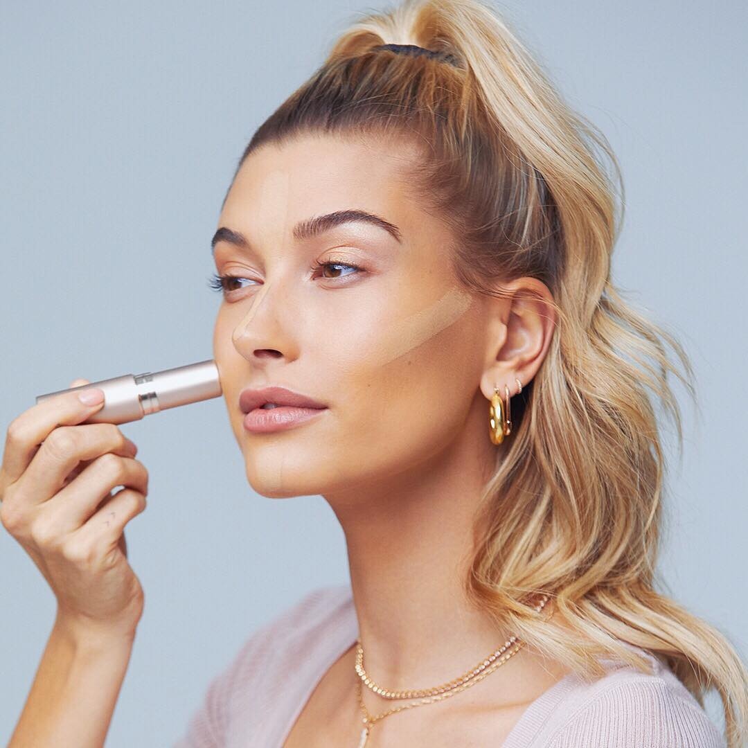 Hailey Bieber anh 11