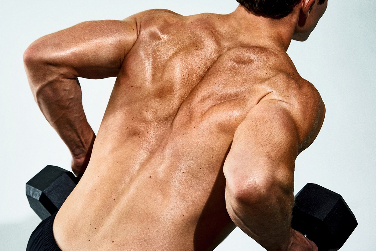 7 cach ngua mun lung khi tap gym hinh anh