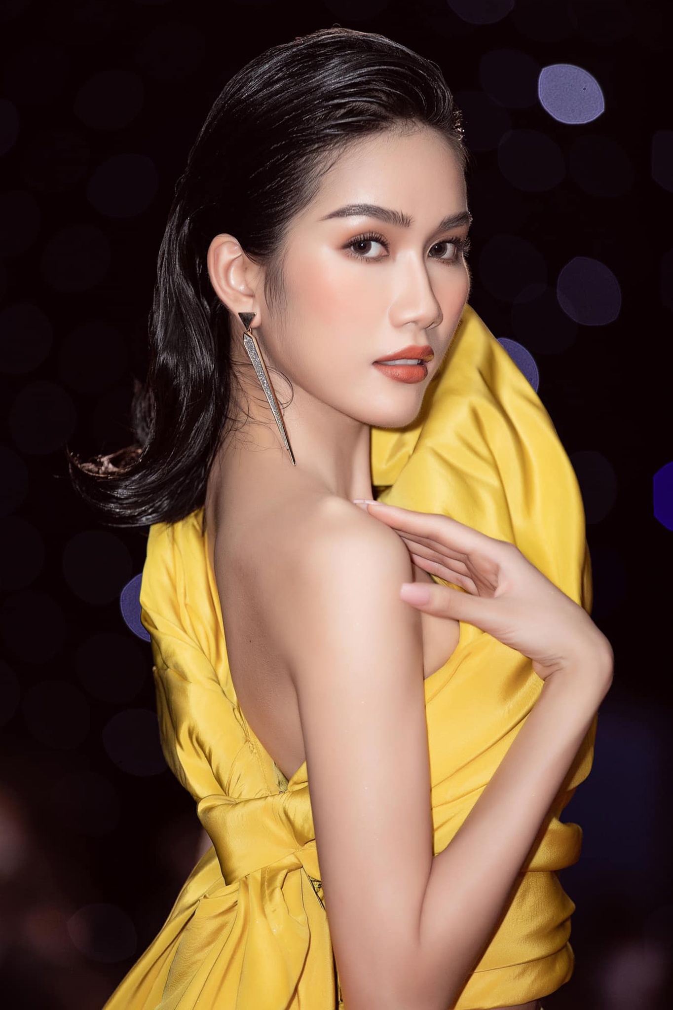 A hau Phuong Anh anh 4