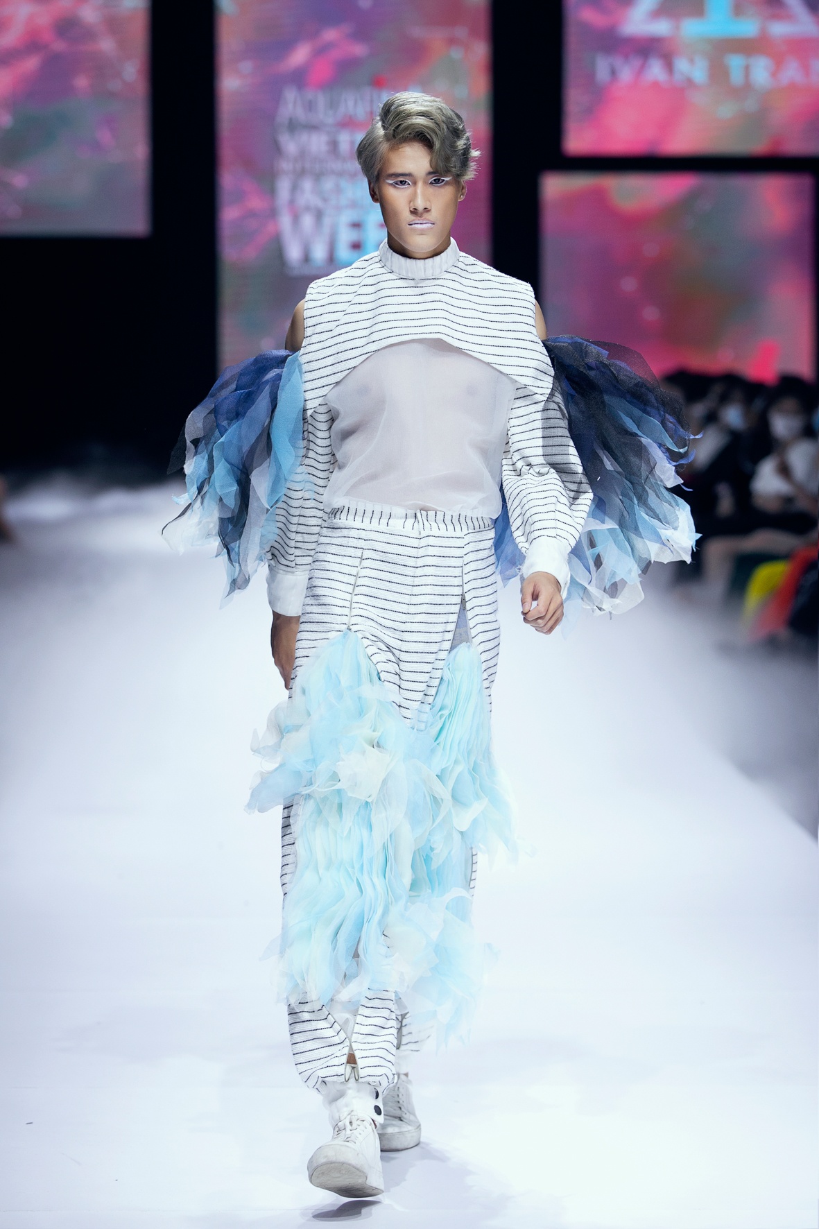 NTK Ivan Tran anh 19