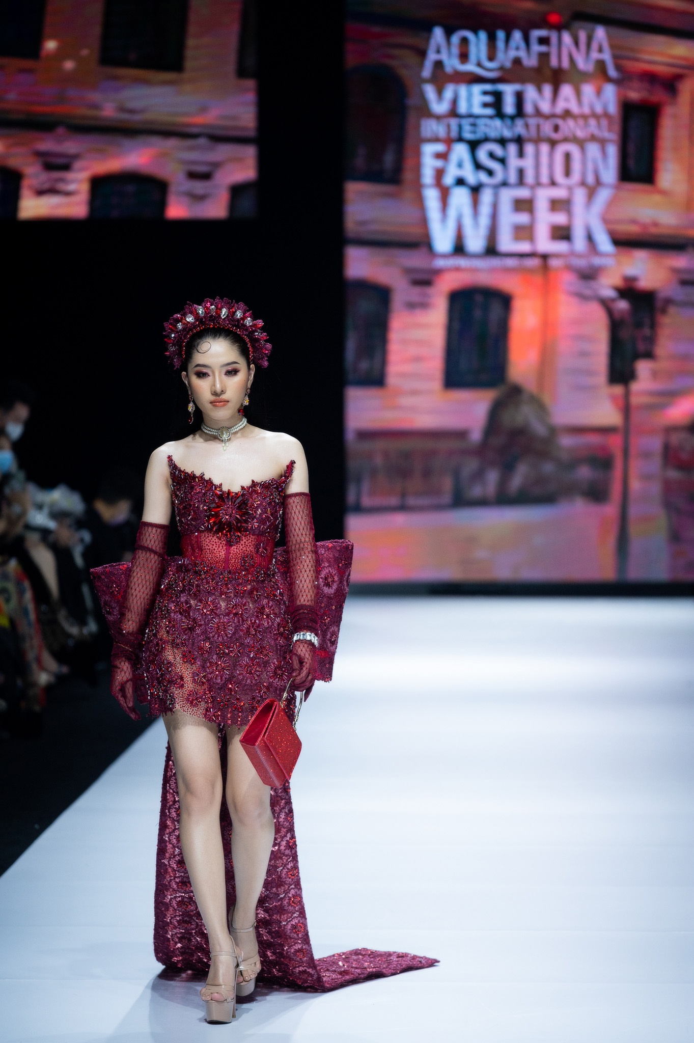 Nha thiet ke Le Long Dung anh 6