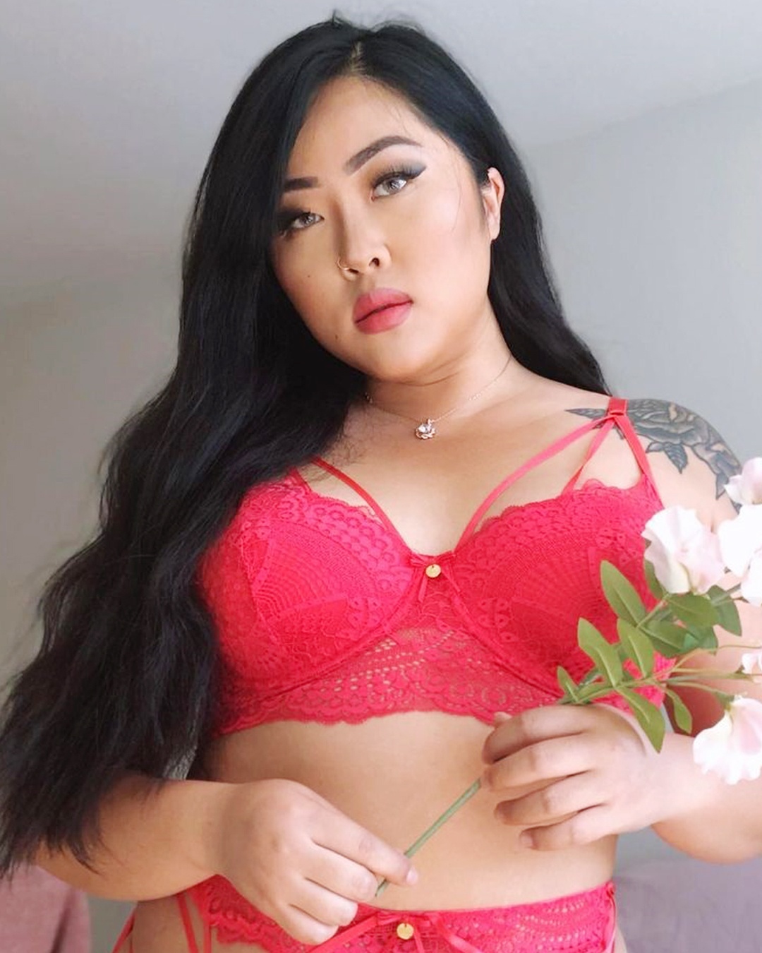 nguoi mau ngoai co anh 1