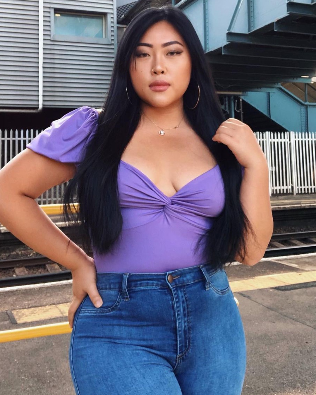 nguoi mau ngoai co anh 3