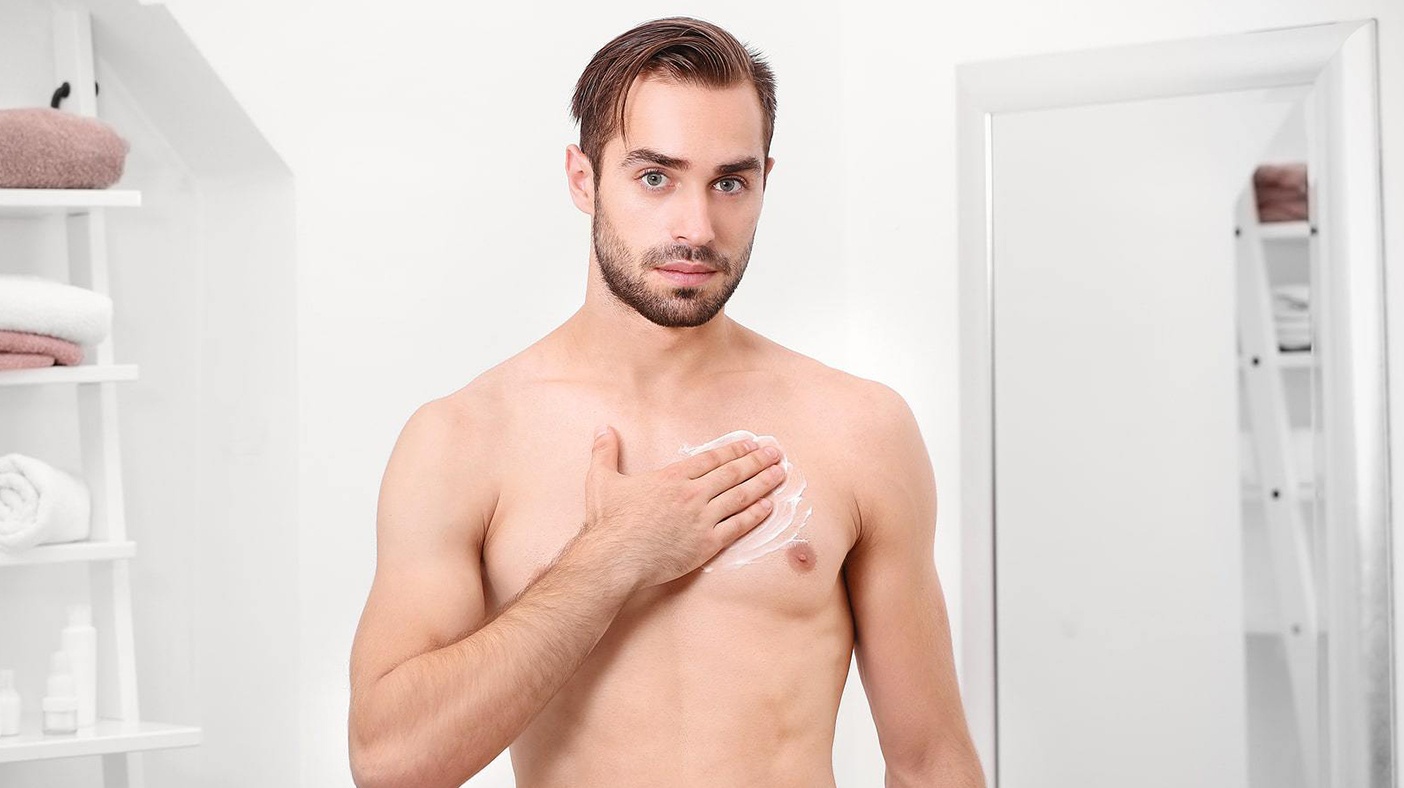 Cach ngan ngua mun cho nam gioi hinh anh