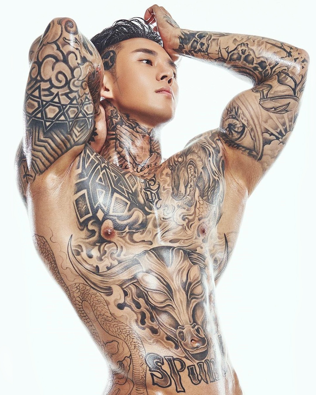 nam nguoi mau Han Quoc anh 2