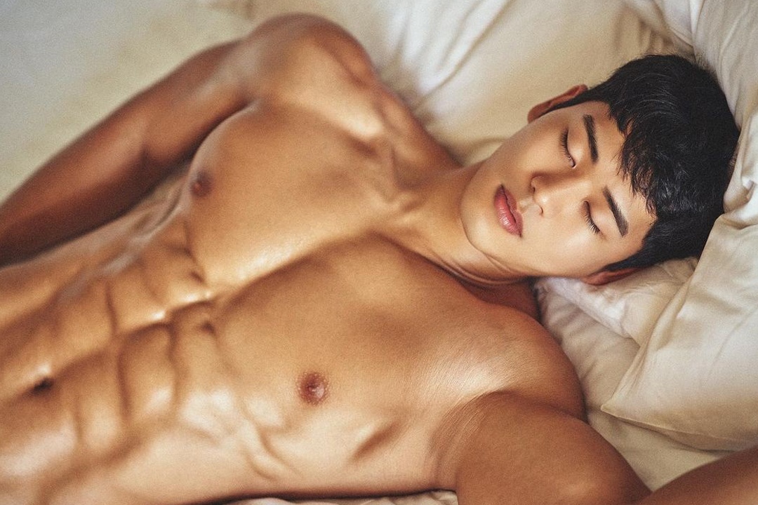 thoi quen rua mat anh 1