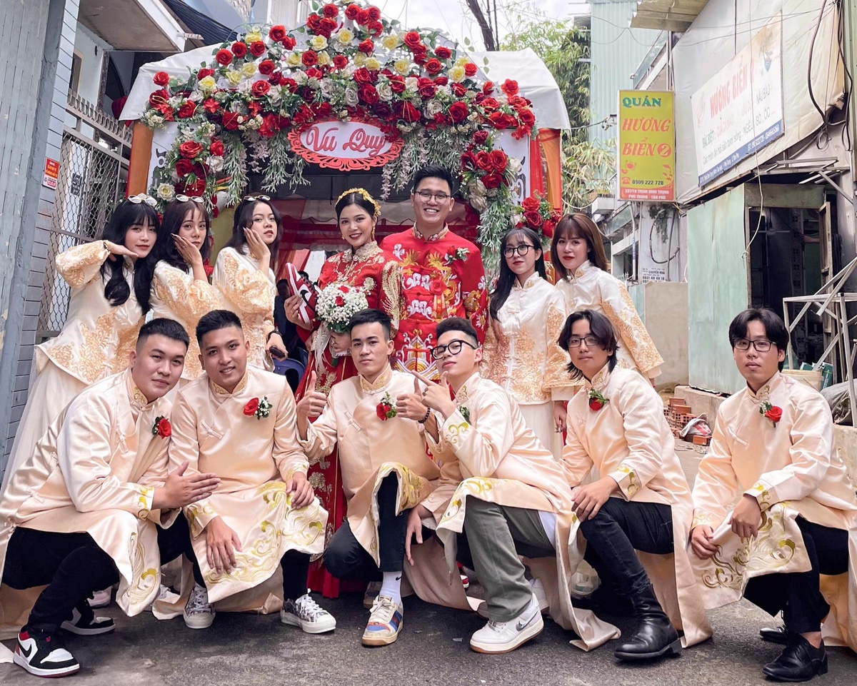 co dau di giay sneakers anh 1