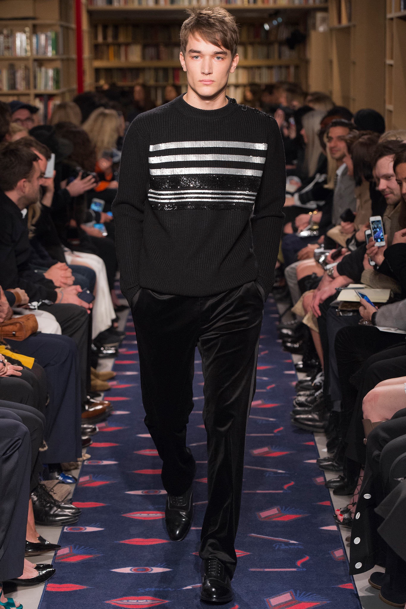 nguoi mau noi tieng anh 9