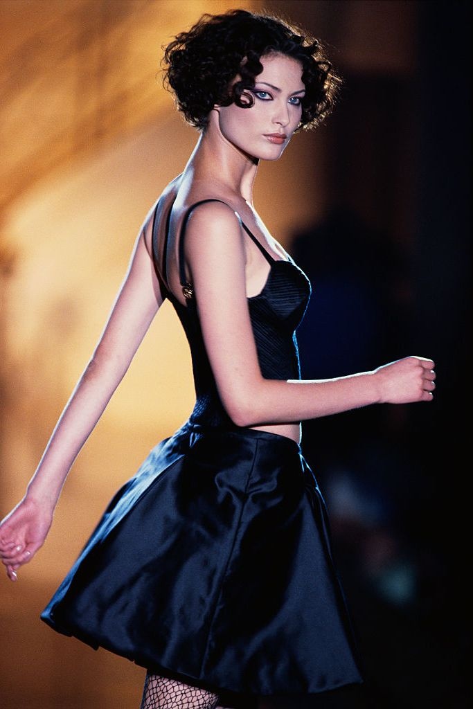 sieu mau thap nien 90 anh 16