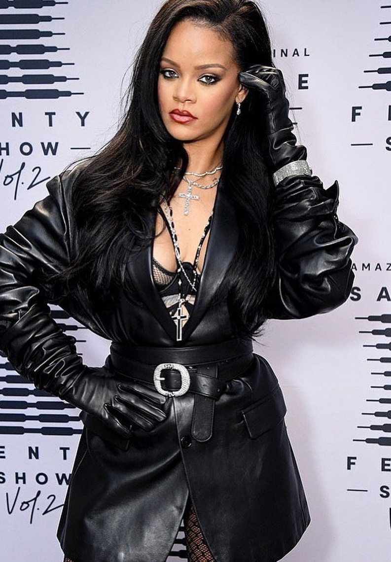 Rihanna anh 4
