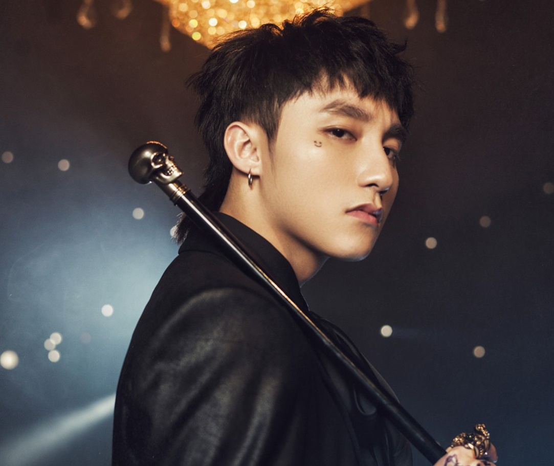 Kieu toc Son Tung M-TP, Ricky Star theo duoi hinh anh