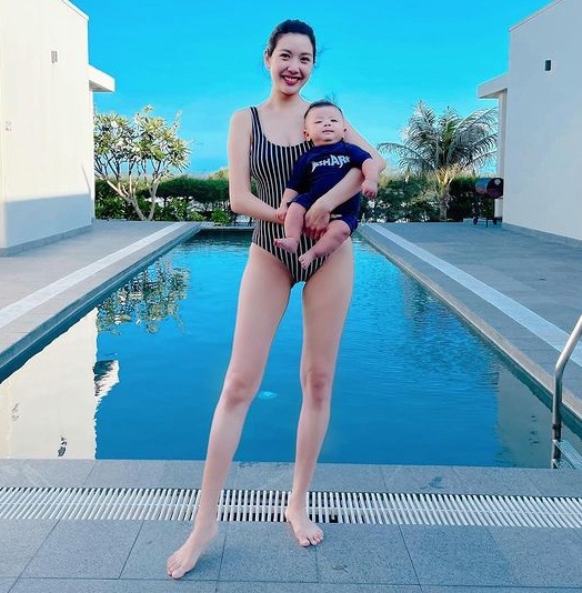 A hau Thuy Van anh 2