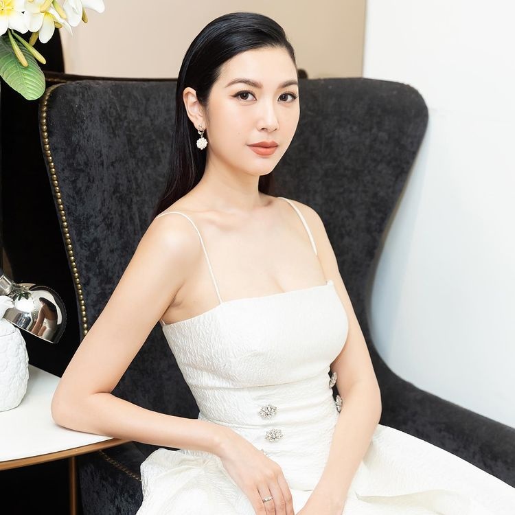 A hau Thuy Van anh 4