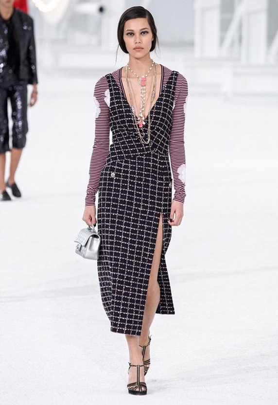 nguoi mau chau A anh 2